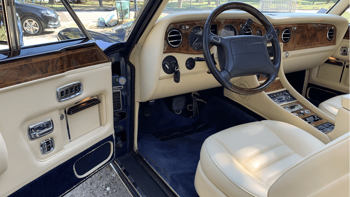 Rolls Royce Corniche IV